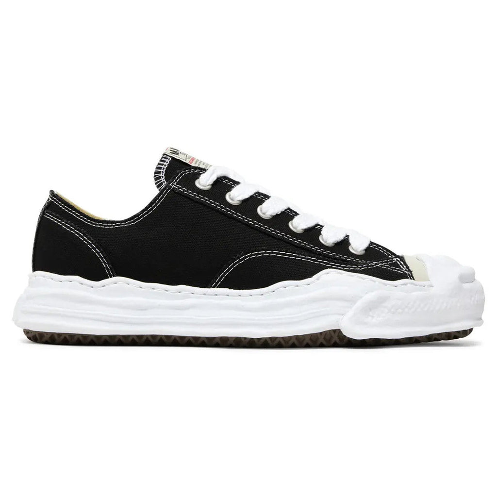 Maison MIHARA YASUHIRO HANK OG Sole Canvas Low 'Black/White' (A05FW702-BLK) — Japanese Avant-Garde Designer Sneaker
