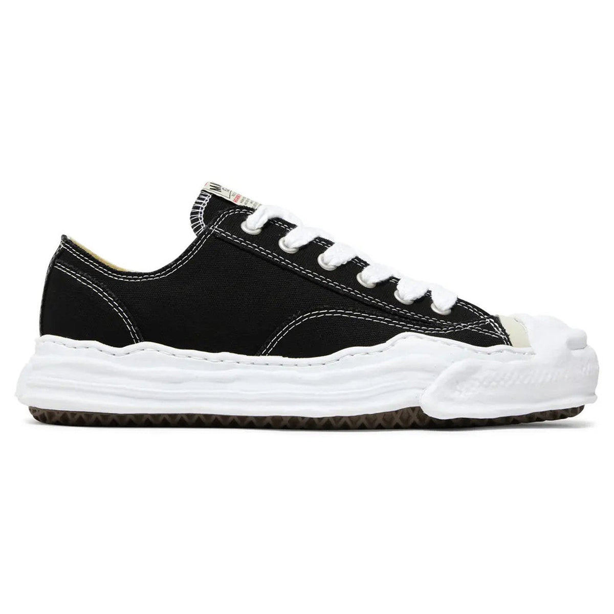 Maison MIHARA YASUHIRO HANK OG Sole Canvas Low 'Black/White' (A05FW702-BLK) — Japanese Avant-Garde Designer Sneaker