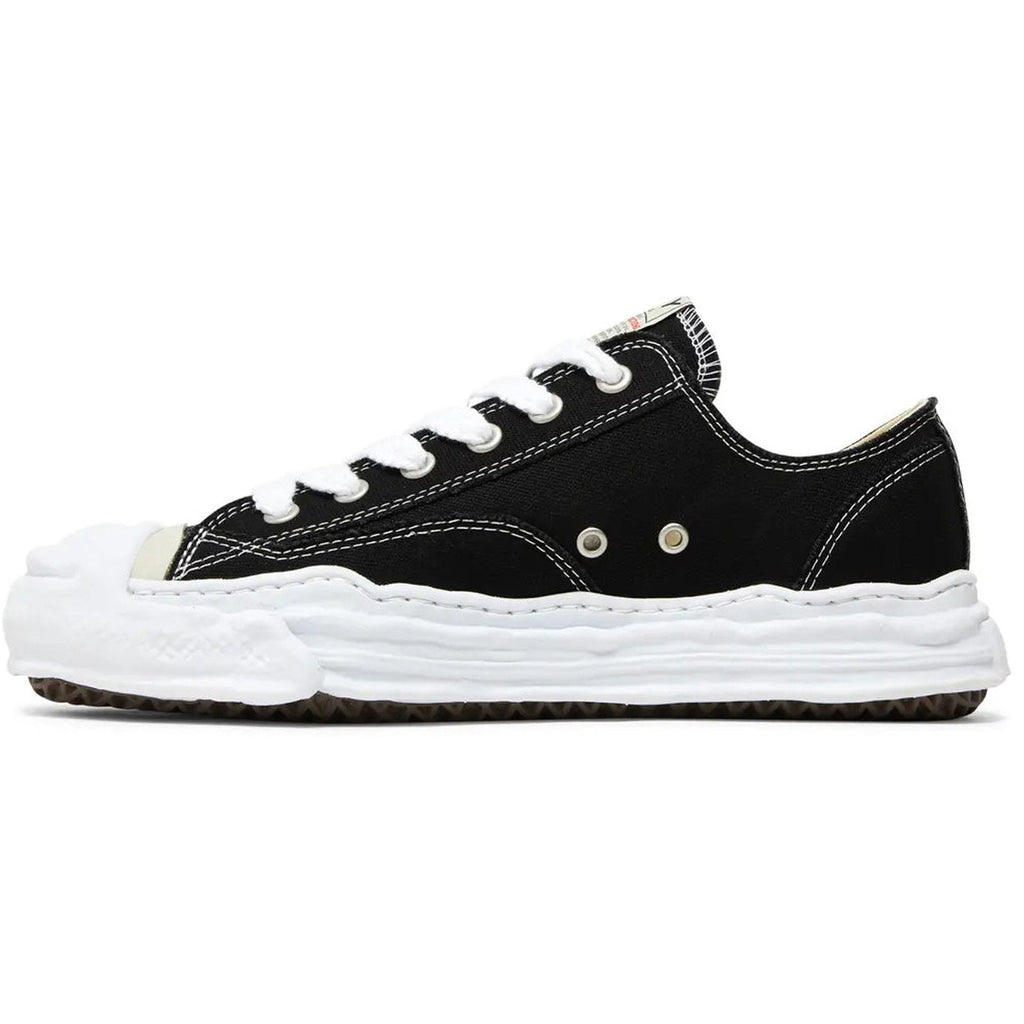 Maison MIHARA YASUHIRO HANK OG Sole Canvas Low 'Black/White' (A05FW702-BLK) — Japanese Avant-Garde Designer Sneaker