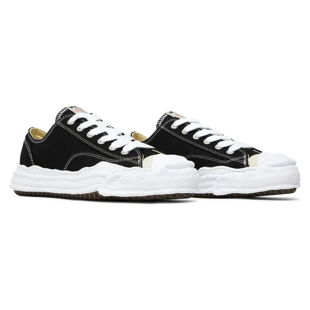 Maison MIHARA YASUHIRO HANK OG Sole Canvas Low 'Black/White' (A05FW702-BLK) — Japanese Avant-Garde Designer Sneaker